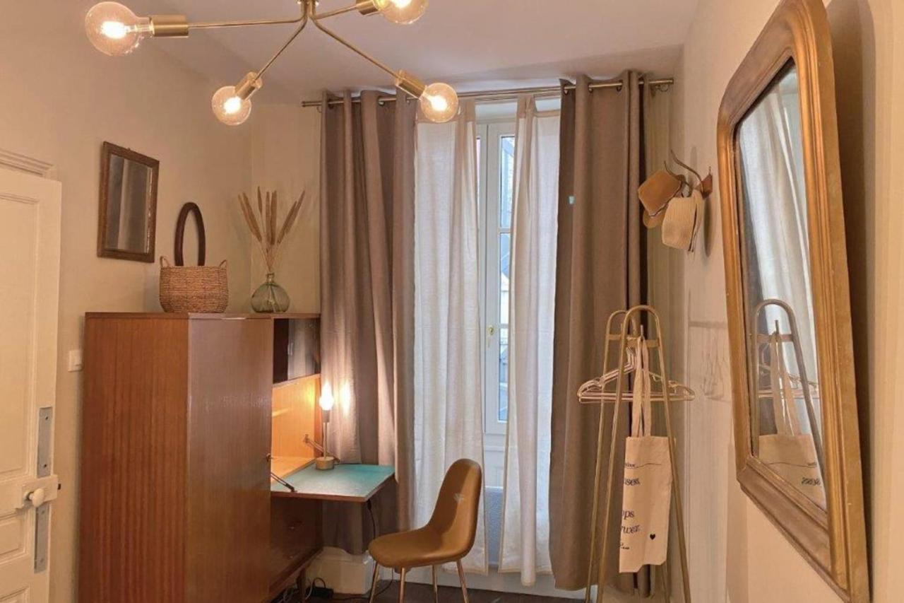 Les Fresques De Leon Apartamento Tournus Exterior foto