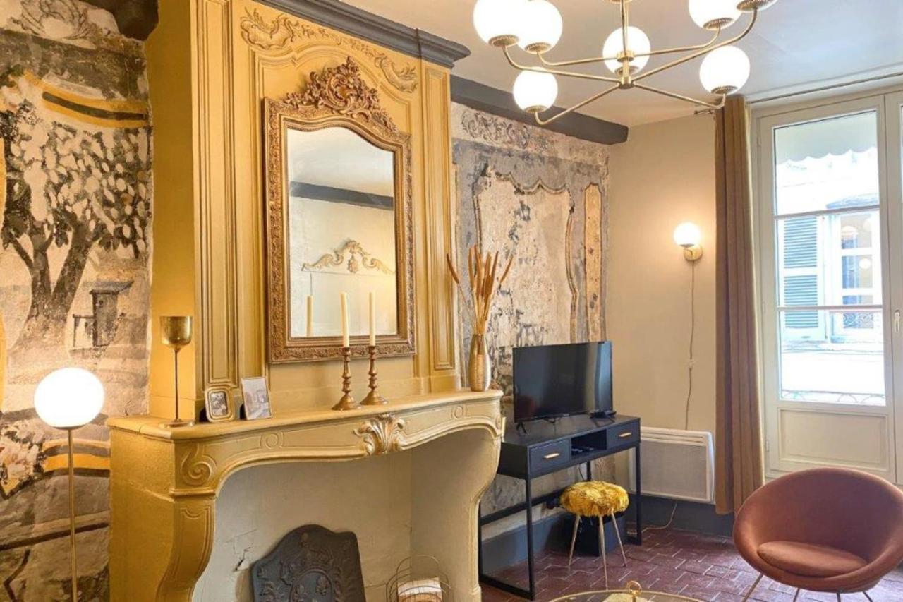 Les Fresques De Leon Apartamento Tournus Exterior foto