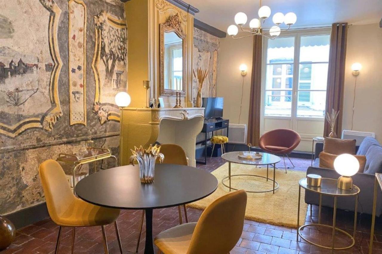 Les Fresques De Leon Apartamento Tournus Exterior foto